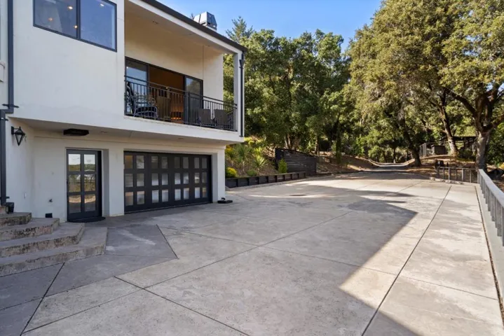 5933 Alpine Road, Portola Valley, California 94028