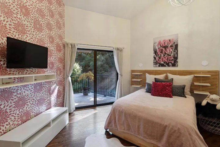 5933 Alpine Road, Portola Valley, California 94028