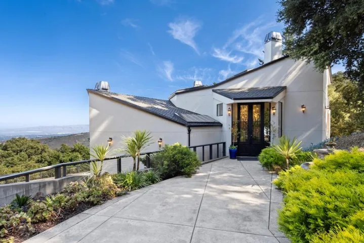 5933 Alpine Road, Portola Valley, California 94028