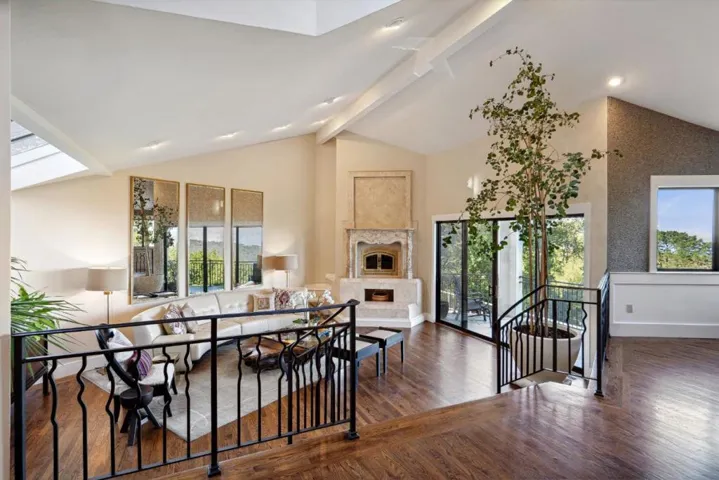 5933 Alpine Road, Portola Valley, California 94028