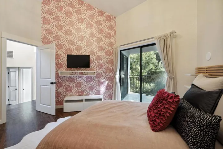 5933 Alpine Road, Portola Valley, California 94028