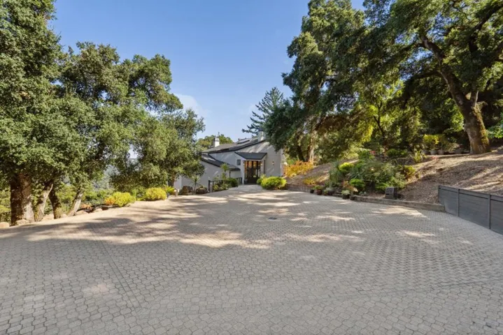 5933 Alpine Road, Portola Valley, California 94028