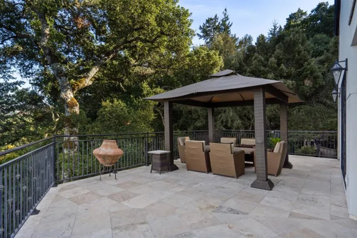 5933 Alpine Road, Portola Valley, California 94028