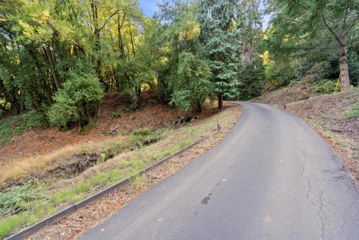 5933 Alpine Road, Portola Valley, California 94028