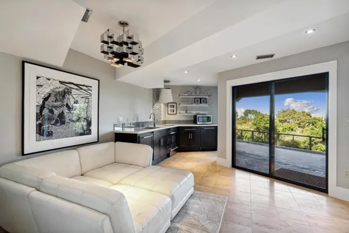 5933 Alpine Road, Portola Valley, California 94028