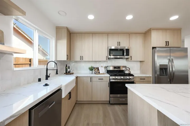 8619 Lepus Rd, San Diego, California 92126