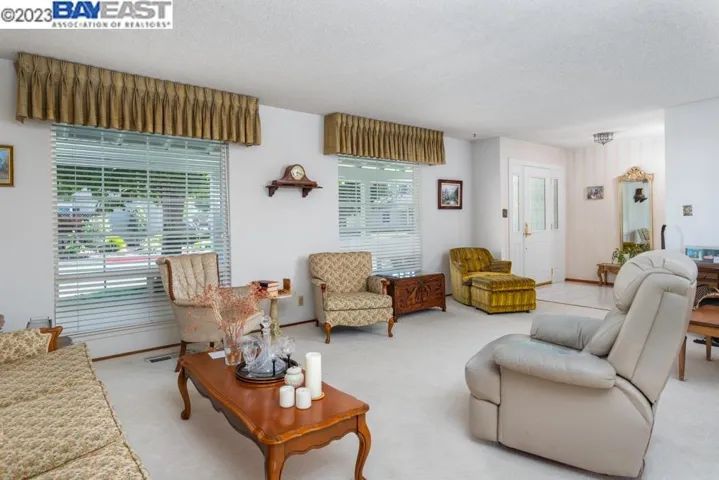 2206 Fairfield Rd, Pleasanton, California 94566