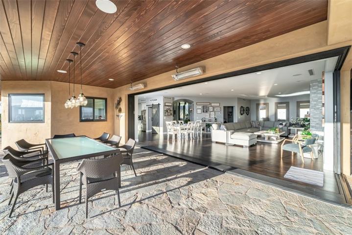 1045 Aquino Circle, Corona, California 92879