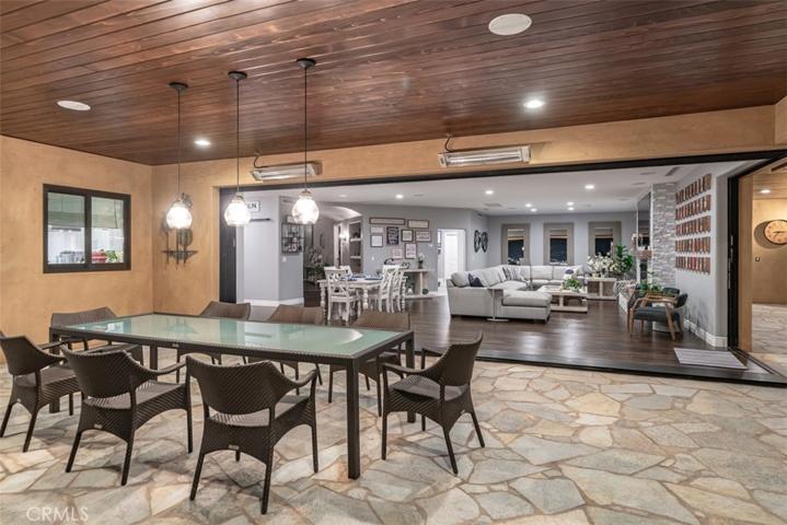 1045 Aquino Circle, Corona, California 92879