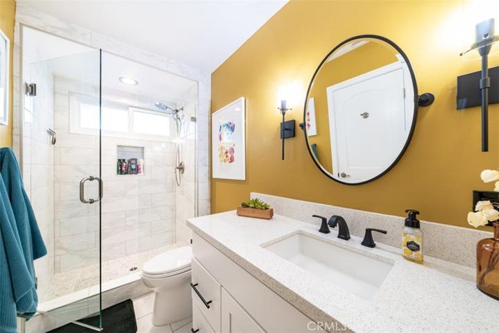 En-suite bathroom