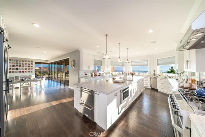 1045 Aquino Circle, Corona, California 92879