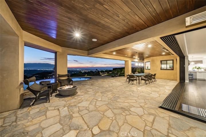 1045 Aquino Circle, Corona, California 92879