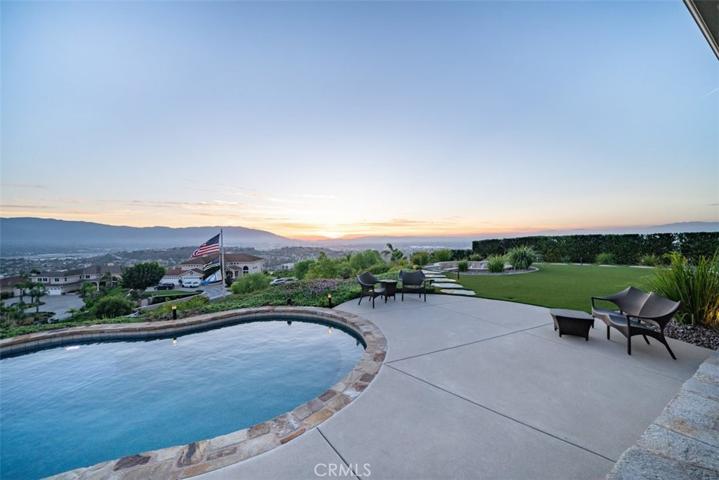 1045 Aquino Circle, Corona, California 92879