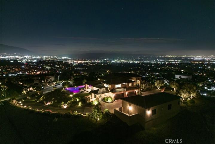 1045 Aquino Circle, Corona, California 92879