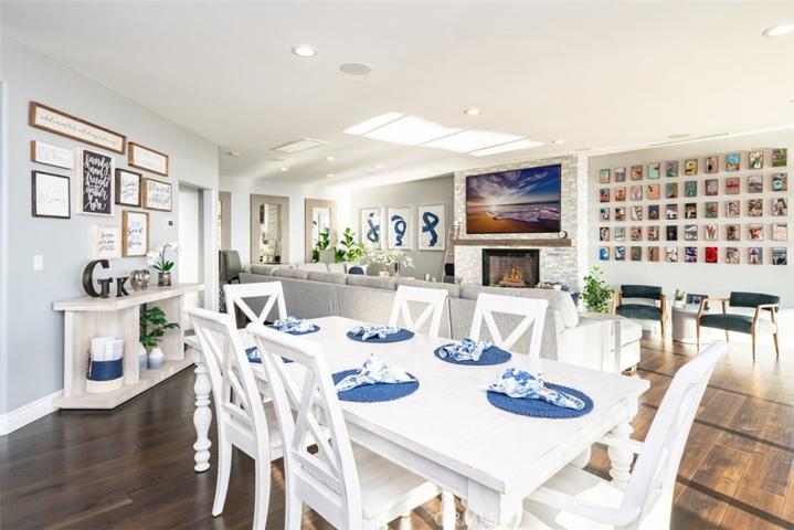 Informal dining area