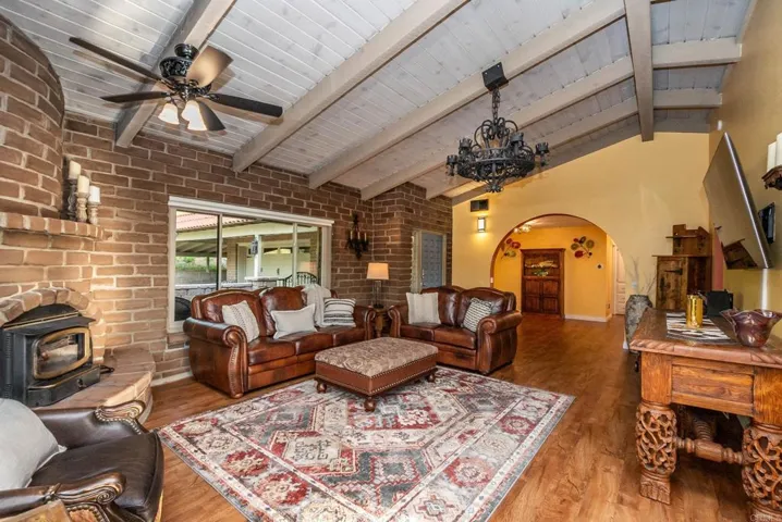 1712 Santa Margarita Drive, Fallbrook, California 92028