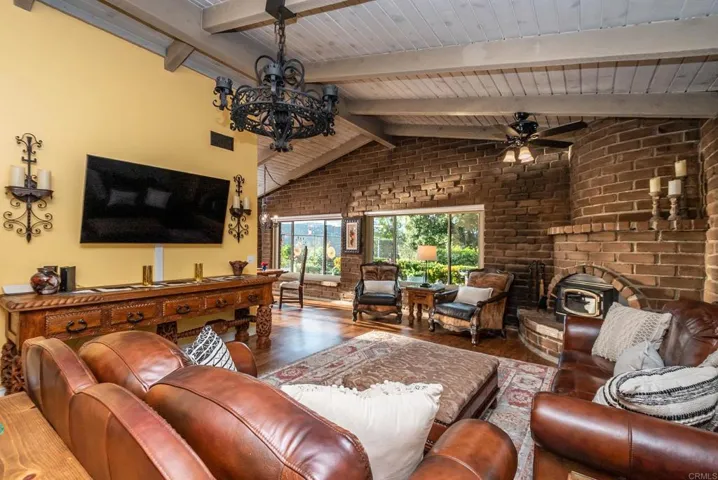 1712 Santa Margarita Drive, Fallbrook, California 92028