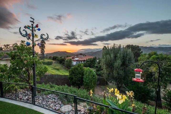 1712 Santa Margarita Drive, Fallbrook, California 92028