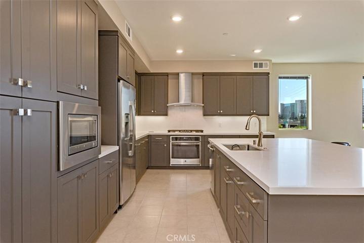 111 Bowery, Irvine, California 92612