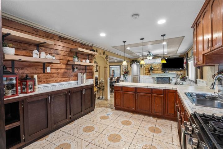 18035 Soledad Canyon Rd Unit 21, Canyon Country, California 91387