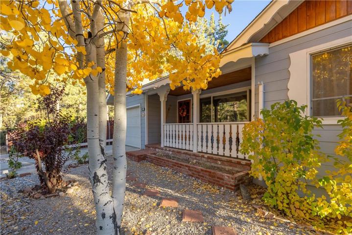 912 W Sherwood Boulevard, Big Bear City, California 92314