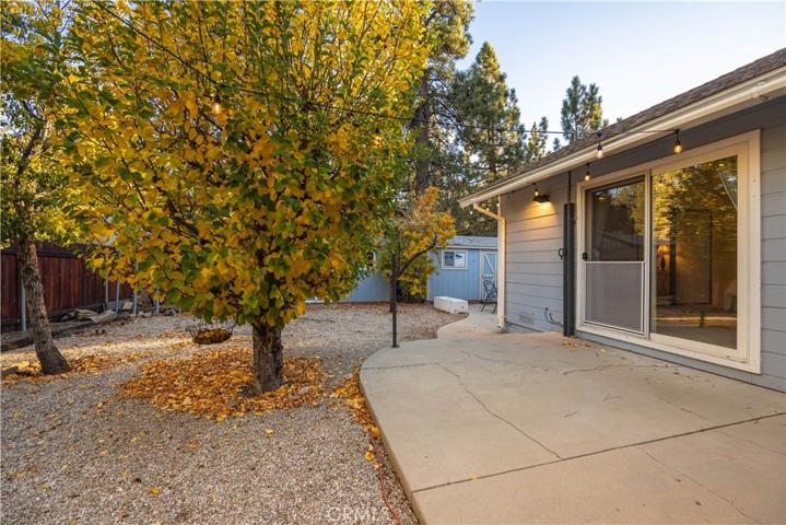 912 W Sherwood Boulevard, Big Bear City, California 92314