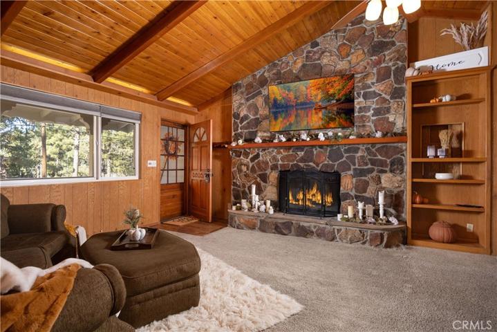 912 W Sherwood Boulevard, Big Bear City, California 92314