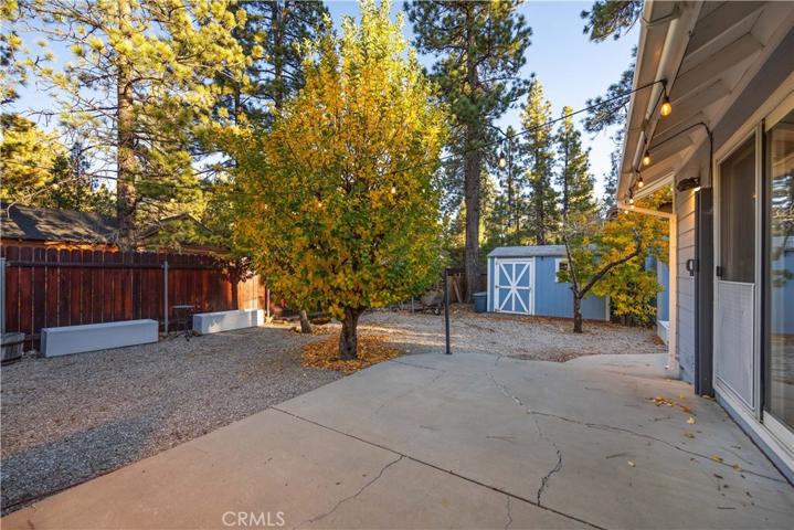 912 W Sherwood Boulevard, Big Bear City, California 92314