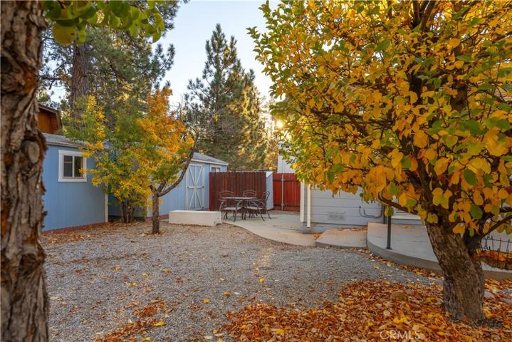 912 W Sherwood Boulevard, Big Bear City, California 92314