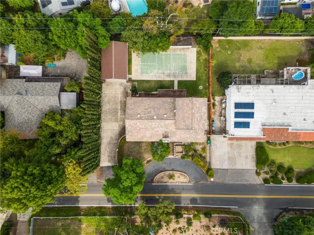 12792 Barrett Lane, Santa Ana, California 92705