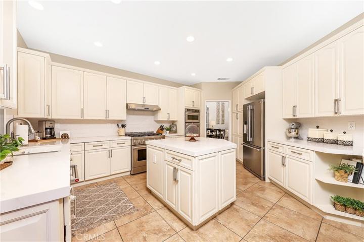 28304 Linda Vista Street, Canyon Country, California 91387