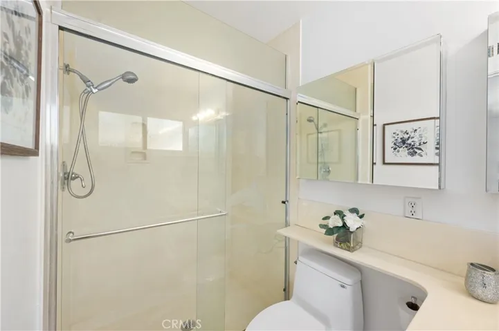 9252 Greenwich Lane, Anaheim, California 92804