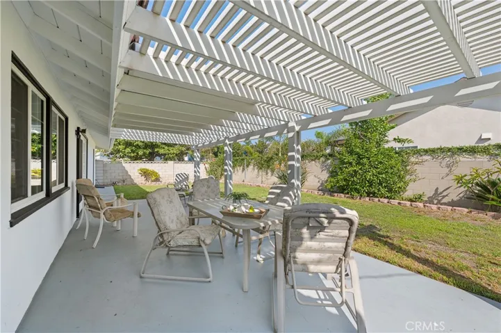 9252 Greenwich Lane, Anaheim, California 92804