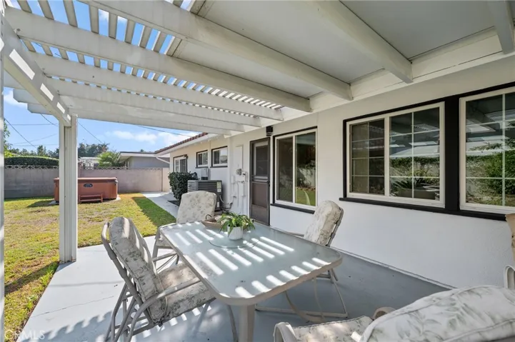 9252 Greenwich Lane, Anaheim, California 92804