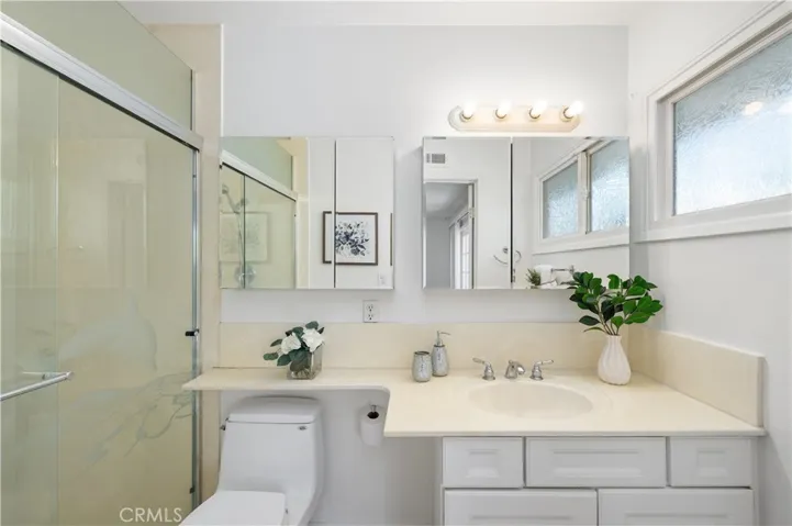 9252 Greenwich Lane, Anaheim, California 92804