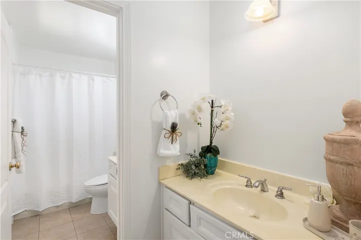 9252 Greenwich Lane, Anaheim, California 92804