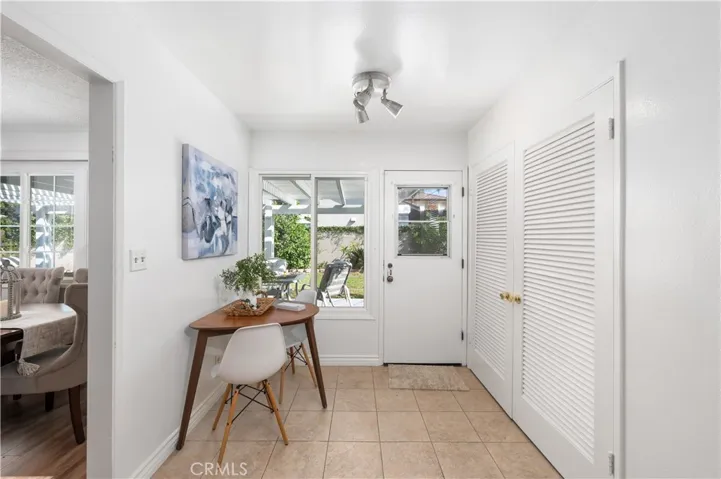 9252 Greenwich Lane, Anaheim, California 92804