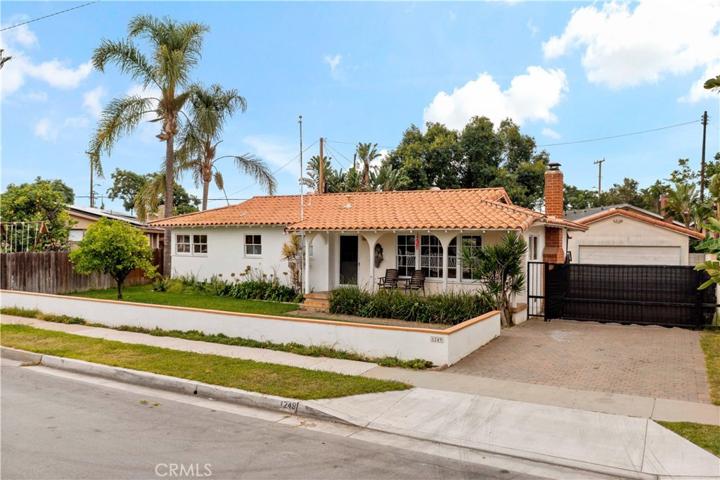 1249 Watson Avenue, Costa Mesa, California 92626