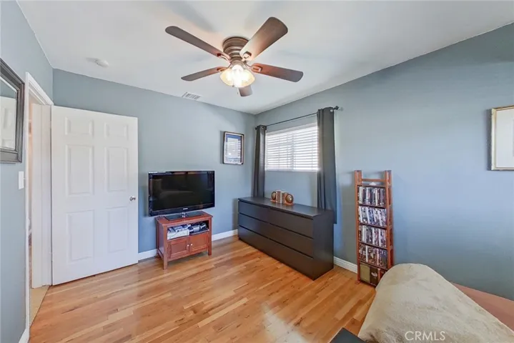 5341 Premiere Avenue, Lakewood, California 90712