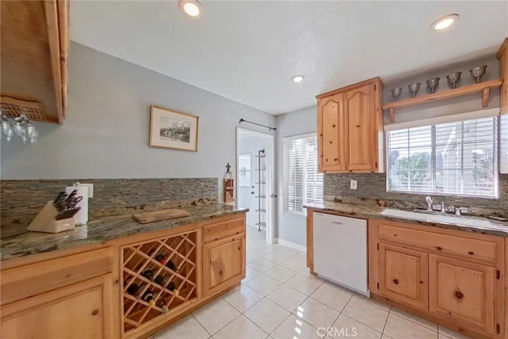 5341 Premiere Avenue, Lakewood, California 90712