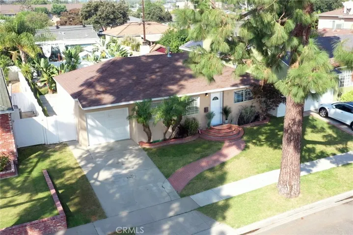 5341 Premiere Avenue, Lakewood, California 90712
