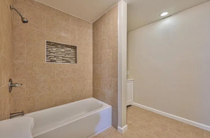 71 N Filice Street, Salinas, California 93905