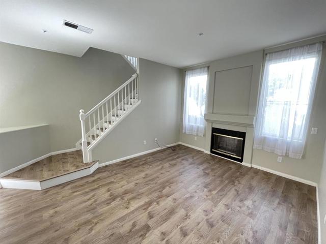 1927 Intrepid Way, Vista, California 92081