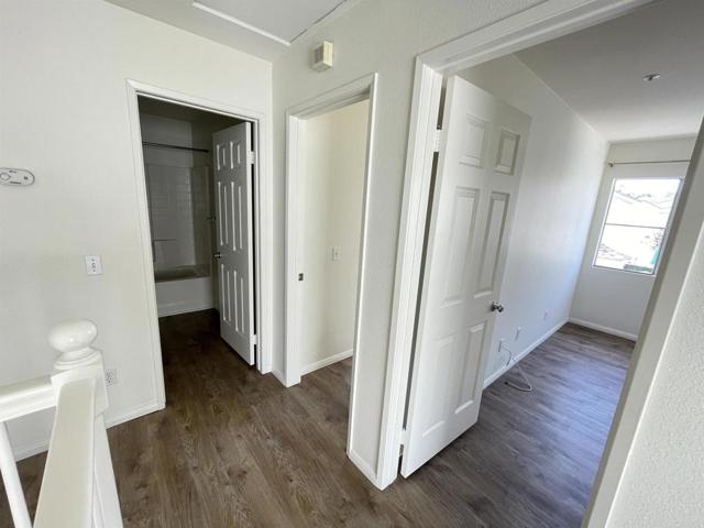 1927 Intrepid Way, Vista, California 92081