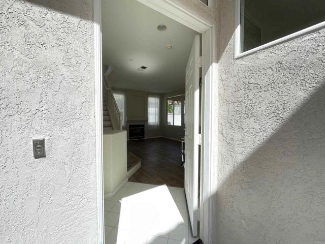 1927 Intrepid Way, Vista, California 92081