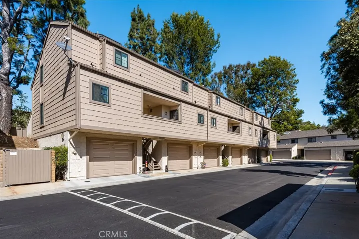 1735 Clear Springs Drive Unit 67, Fullerton, California 92831