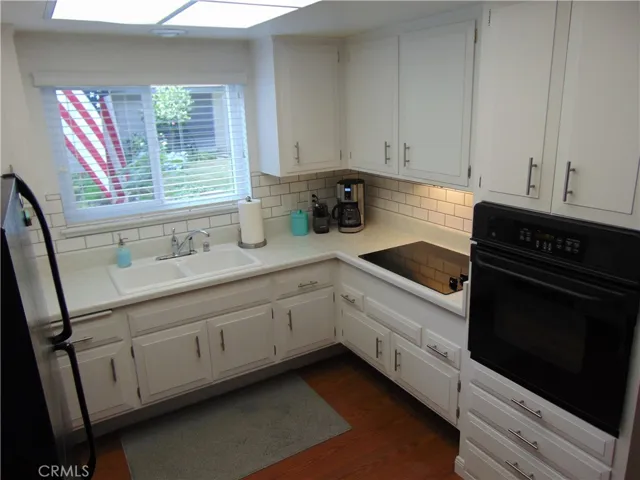 Refrigerator, dishwasher and microwave included.