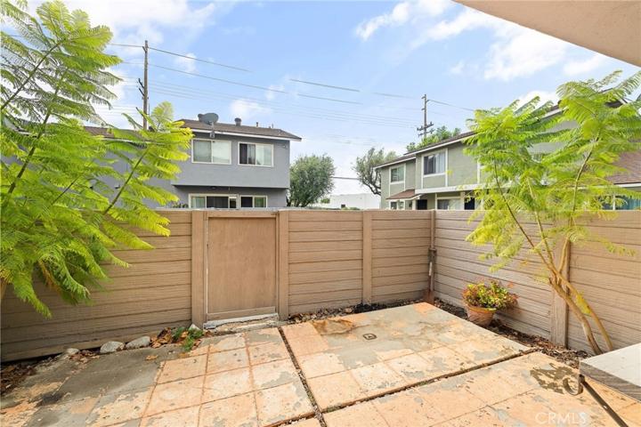 1705 N Willow Woods Unit D, Anaheim, California 92807