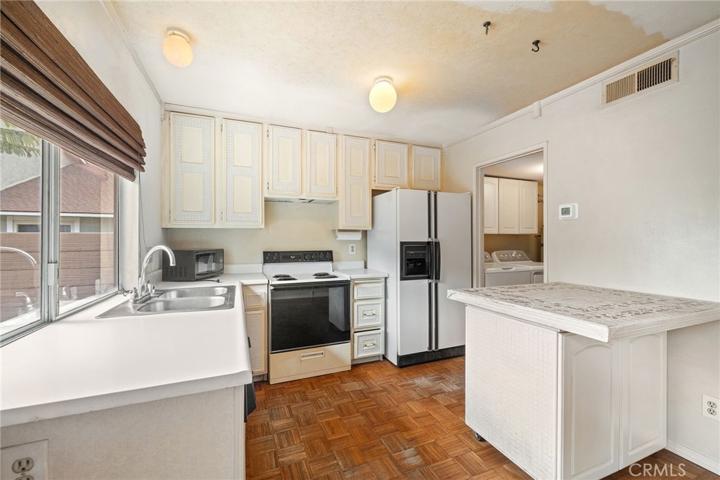 1705 N Willow Woods Unit D, Anaheim, California 92807