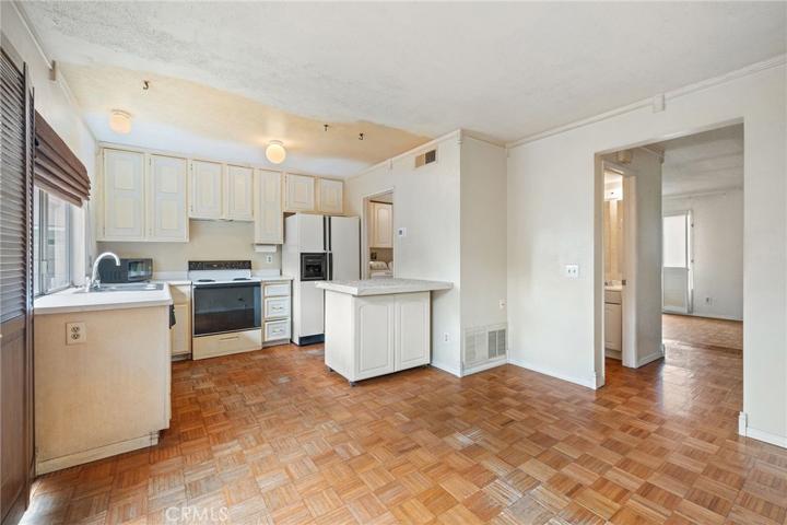 1705 N Willow Woods Unit D, Anaheim, California 92807